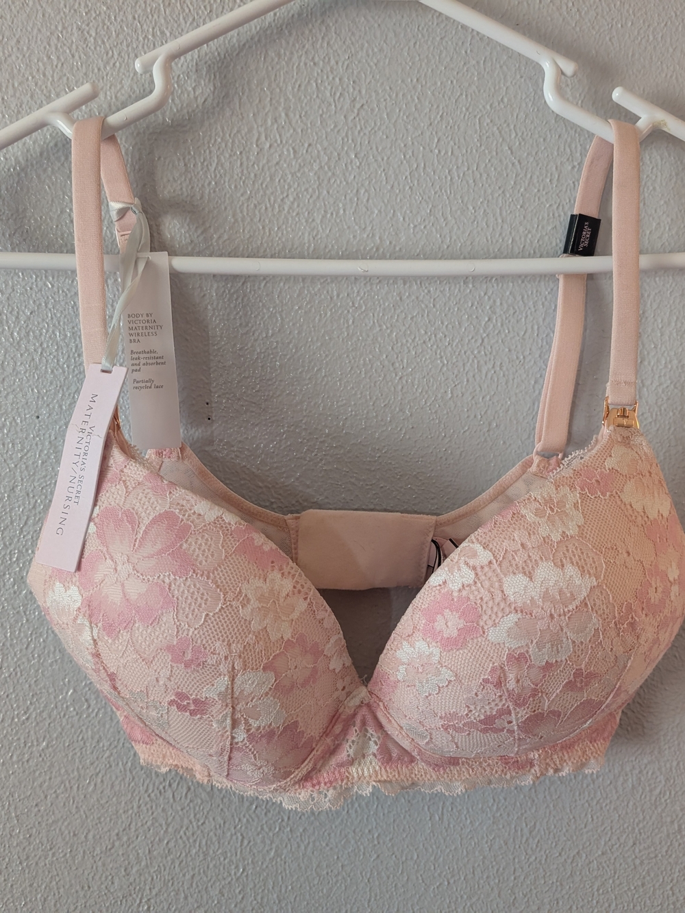 NWT Body By Victoria Secret Maternity Wireless Bra 32DD Pink Lace Floral